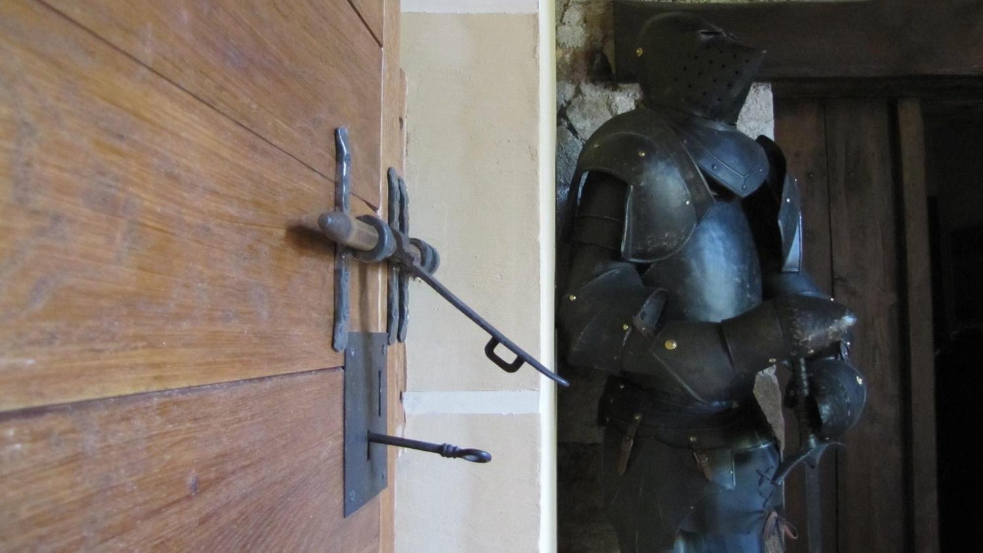 Chateau Des Aiguilles Saint-Rémy-de-Chargnat Zewnętrze zdjęcie