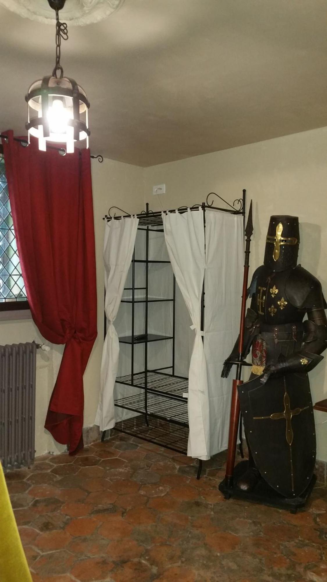 Chateau Des Aiguilles Saint-Rémy-de-Chargnat Pokój zdjęcie