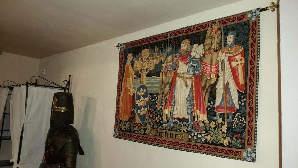 Chateau Des Aiguilles Saint-Rémy-de-Chargnat Zewnętrze zdjęcie