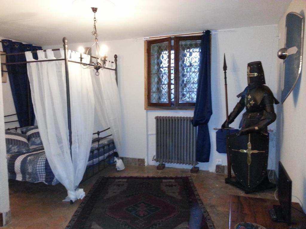 Chateau Des Aiguilles Saint-Rémy-de-Chargnat Pokój zdjęcie